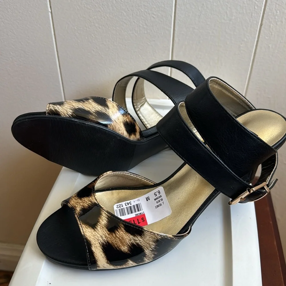 J. Reneé Heels - Picture 2 of 3